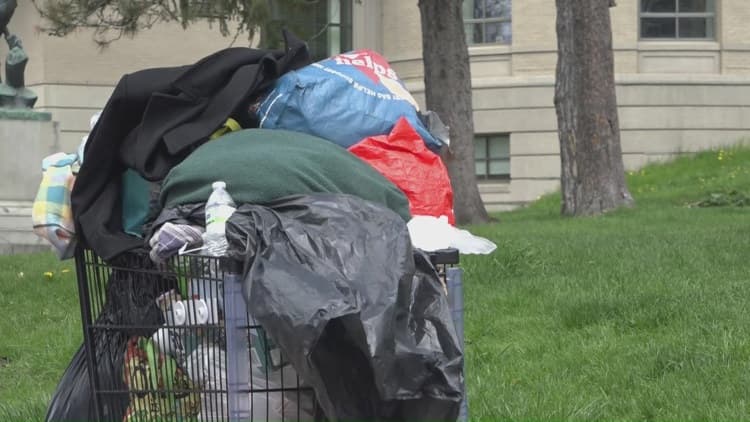Bangor City Council unanimously approves sidewalk storage ordinance amid downtown homelessness debate