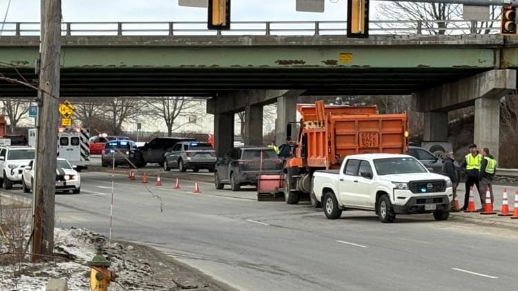 Two MaineDOT workers killed in crash on I-95 in Waterville